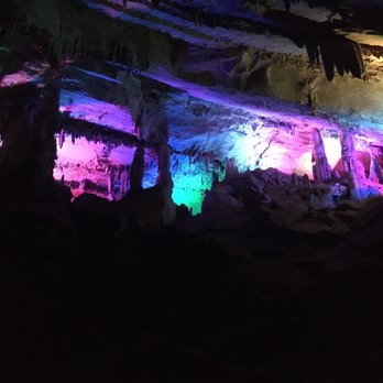 Penn's Cave & Wildlife Park - Historical Tours Near Me - Centre Hall, Pennsylvania Penn's Cave & Wildlife Park - Historical Tours Near Me - Centre Hall, Pennsylvania