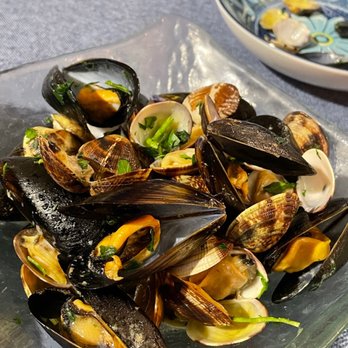 Materita - Mussels and clams - Italian Near Me - Capri, NA Materita - Mussels and clams - Italian Near Me - Capri, NA