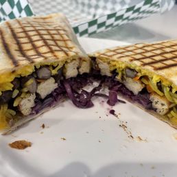 Jerk "chicken" burrito