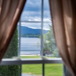 Inn at Pleasant Lake