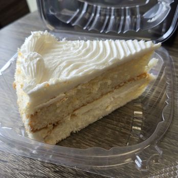 Brew & Bites Cafe - Vanilla buttercream cake - Coffee & Tea Near Me - Saint Ann, Missouri Brew & Bites Cafe - Vanilla buttercream cake - Coffee & Tea Near Me - Saint Ann, Missouri
