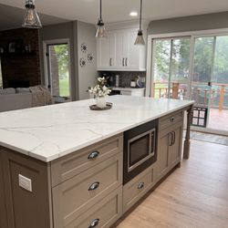 Acorn Kitchen & Bath Distributors - Island