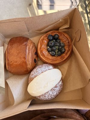 La Maison by Cafe Dear Leon by null