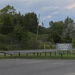 Finkle's Shore Park - The park sign