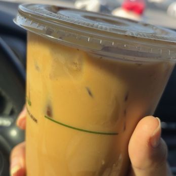 Freedom Coffee - Iced dirty chai with almond milk 10/10 - Coffee & Tea Near Me - Ventura, California