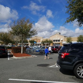 Walmart Supercenter - Grocery Near Me - Lutz, Florida