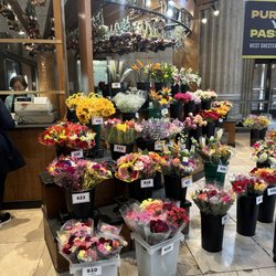 Ann K Floral - Inside Amtrak station