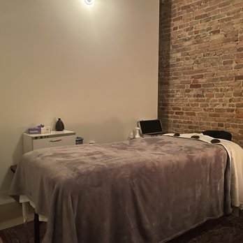 Chicago Touch - Great massage with hot stones- extremely relaxing! - Massage Near Me - Chicago, Illinois Chicago Touch - Great massage with hot stones- extremely relaxing! - Massage Near Me - Chicago, Illinois