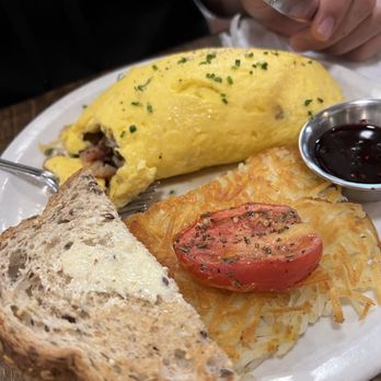 Jam Cafe on Beatty - Breakfast & Brunch Near Me - Vancouver, British Columbia