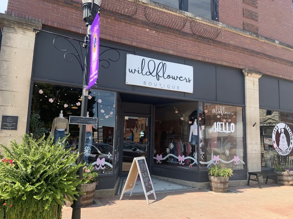 Wildflowers Boutique Logo