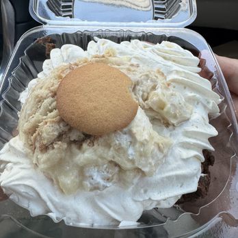 The Peach Cobbler Factory - OG BANANA PUDDING BROWNIE - Desserts Near Me - Katy, Texas The Peach Cobbler Factory - OG BANANA PUDDING BROWNIE - Desserts Near Me - Katy, Texas
