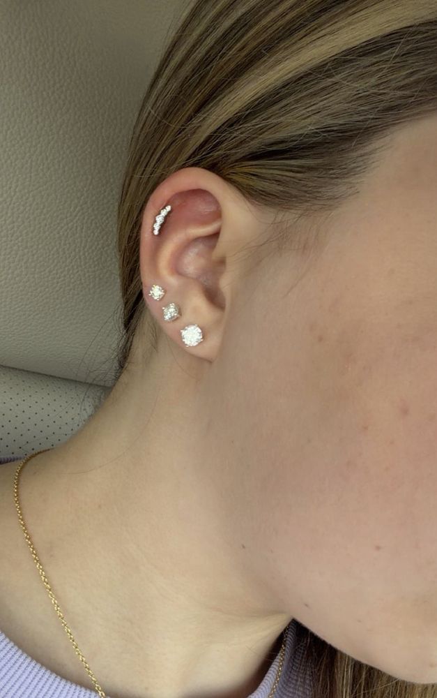 Golden Crystal Body Piercing Logo