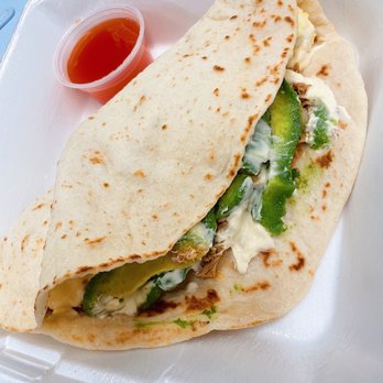 Los Alvarez - Chicken Baleada - Honduran Near Me - Baton Rouge, Louisiana