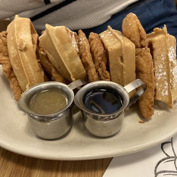 Hope Breakfast Bar - Minneapolis North Loop - Fried Chicken & Waffles - Breakfast & Brunch Near Me - Minneapolis, Minnesota