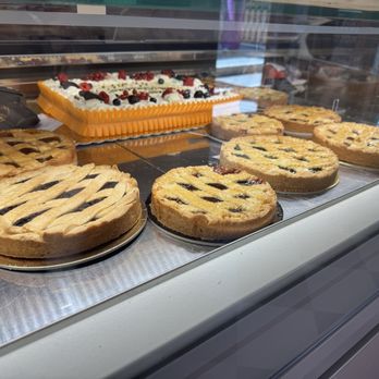 Pasticceria ponte delle paste - Hiahiahia - Coffee & Tea Near Me - Venezia, VE Pasticceria ponte delle paste - Hiahiahia - Coffee & Tea Near Me - Venezia, VE