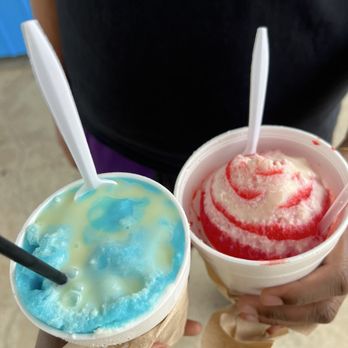 SnoMan Snoballs - Snoman's cream, tigers blood both with condensed milk - Shaved Ice Near Me - Baton Rouge, Louisiana SnoMan Snoballs - Snoman's cream, tigers blood both with condensed milk - Shaved Ice Near Me - Baton Rouge, Louisiana