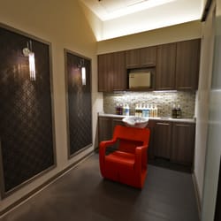 Van Michael Salon