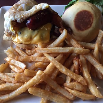 Trailhead Lodging - Grubstack burger - Hotels Near Me - Seward, Alaska Trailhead Lodging - Grubstack burger - Hotels Near Me - Seward, Alaska