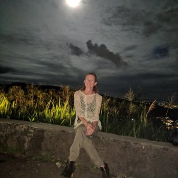 Mount Tantalus - The full moon as it shines across Oahu - Parks Near Me