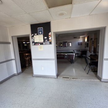 River Rock Restaurant - The foyer you first encounter as you enter through the front door of the restaurant. - Burgers Near Me - Salem, Virginia