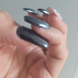 Pink Lotus Nails - Cut in the side from filing