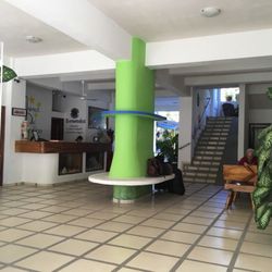 Hotel Arenas del Pacífico - Entrance lobby.