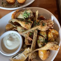 Potatos and artichokes Potatos and artichokes