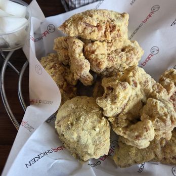 bb.q Chicken South Arlington - Korean Near Me - Arlington, Texas