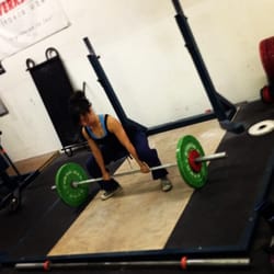 Stone and Barbell Club - Deadlift