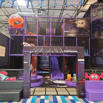Gravity Extreme Zone - Little kid climbing area. - Trampoline Parks Near Me - Chandler, Arizona