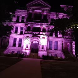 Taxi Tim's - The courthouse in downtown Denton on the square