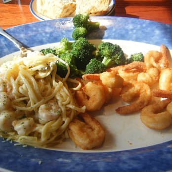 Red Lobster - Lots of shrimpers - Seafood Near Me - Wethersfield, Connecticut Red Lobster - Lots of shrimpers - Seafood Near Me - Wethersfield, Connecticut