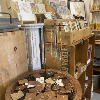 Santa Barbara Hives - Cool jewelry and cards - Honey Near Me - Carpinteria, California Santa Barbara Hives - Cool jewelry and cards - Honey Near Me - Carpinteria, California