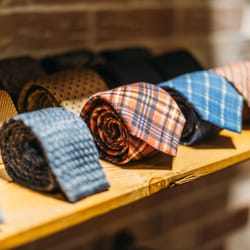 Mr. Ash Tailor Store