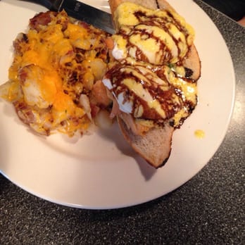 Toast - Eggs Benny salmon - Breakfast & Brunch Near Me - Ferndale, Michigan Toast - Eggs Benny salmon - Breakfast & Brunch Near Me - Ferndale, Michigan