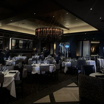 Mastro's Steakhouse - Steakhouses Near Me - Houston, Texas