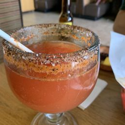 Michelada con Pacifico Beer