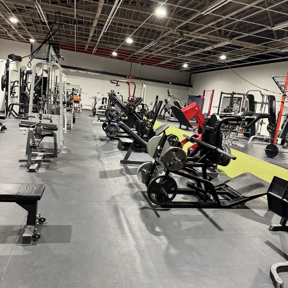 Polo's Gym - Gyms Near Me - Oakland, California Polo's Gym - Gyms Near Me - Oakland, California