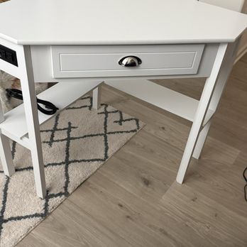 Steph’s Handyman Services - Put our desk together for the office! - Handyman Near Me Steph’s Handyman Services - Put our desk together for the office! - Handyman Near Me