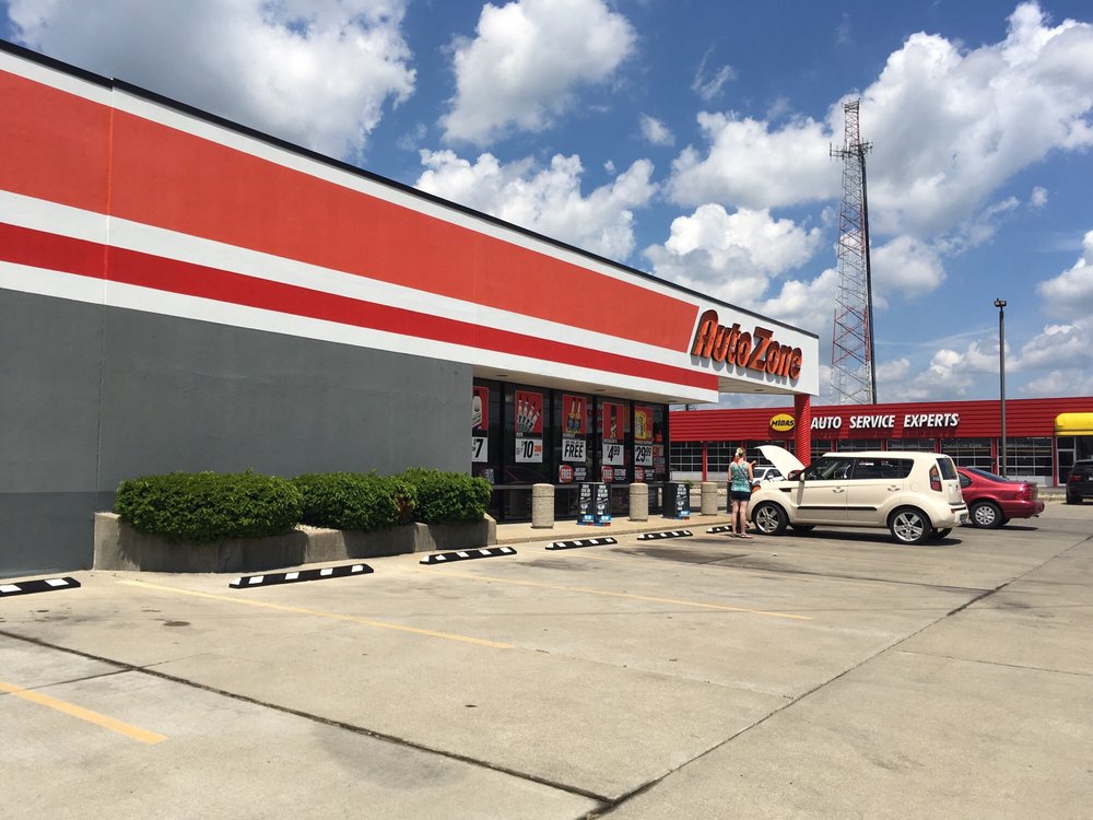 AUTOZONE Updated September 2024 8500 Beechmont Ave, Cincinnati