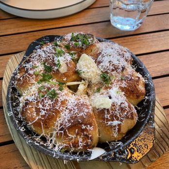 Truly Pizza - Garlic bread - good - Pizza Near Me - Dana Point, California