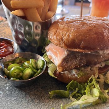 Lamplight Lounge - Salmon PLT - New American Near Me - Anaheim, California