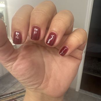 Glossy Nails - Uneven polish - Nail Salons Near Me - Springfield, Virginia