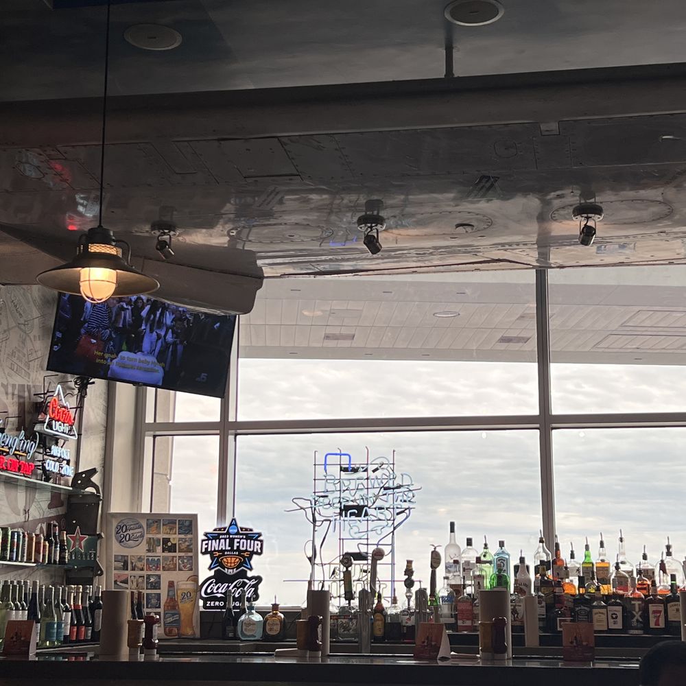 Twisted Root Burger - Burgers Near Me - Irving, Texas Twisted Root Burger - Burgers Near Me - Irving, Texas
