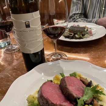 Cella Restaurant & Bar - New American Near Me - Monterey, California