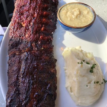 Gus's BBQ - Full rack of baby back ribs - Barbeque Near Me - Porter Ranch, California