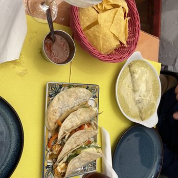 La Cantina Mexicana - Mexican Near Me - Seville, SE La Cantina Mexicana - Mexican Near Me - Seville, SE