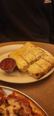Lisa's Pizzeria by null