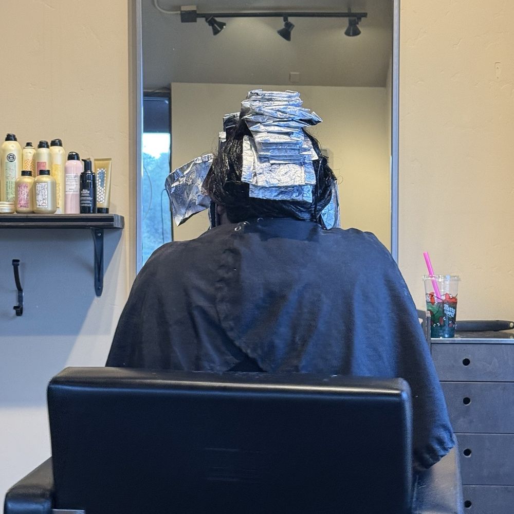Salon 1938 - Sitting and waiting - Hair Stylists Near Me - Granite Bay, California Salon 1938 - Sitting and waiting - Hair Stylists Near Me - Granite Bay, California