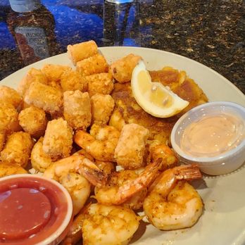 Fatty’s Taphouse - Grilled Shimp, crabcake and tots - Seafood Near Me - Stafford, Virginia